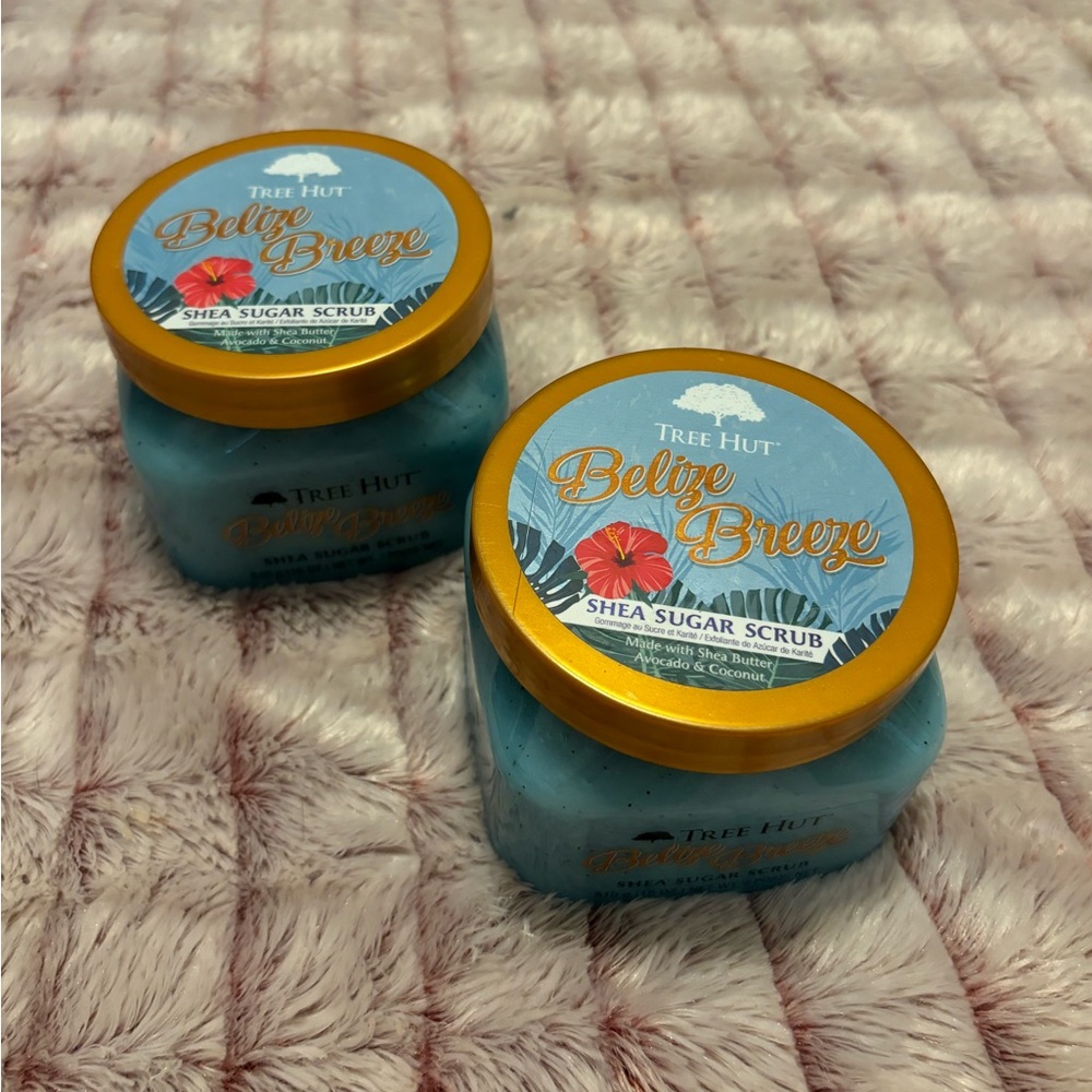 2 UNUSED/ ORIGINAL Belize Breeze Tree Hut Scrubs🩵